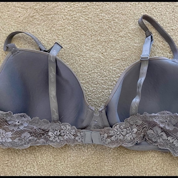 Victoria’s Secret Angel Ipex padded gray lace in back bra size 36D Demi - Picture 2 of 3